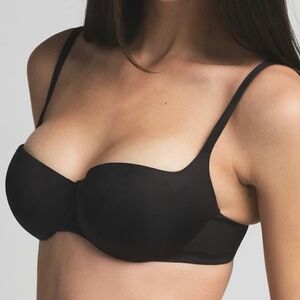 NWT – SKIMS (Size 32DD) Ultimate Balconette Push-Up Bra – Onyx